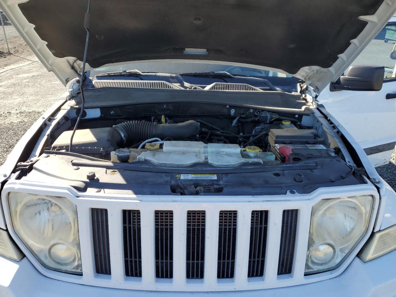 2011 JEEP Liberty