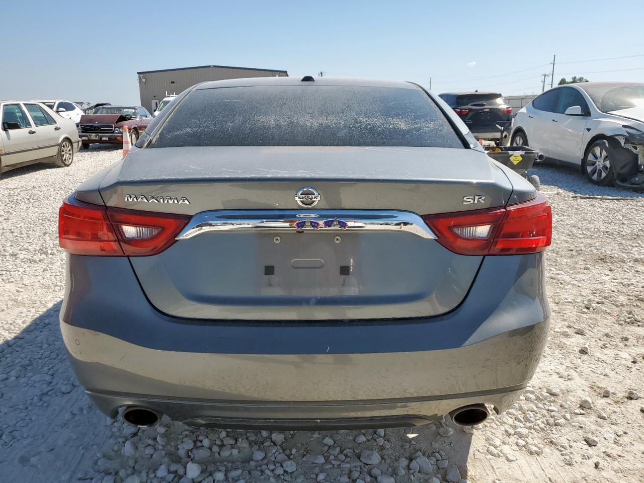 2016 NISSAN Maxima