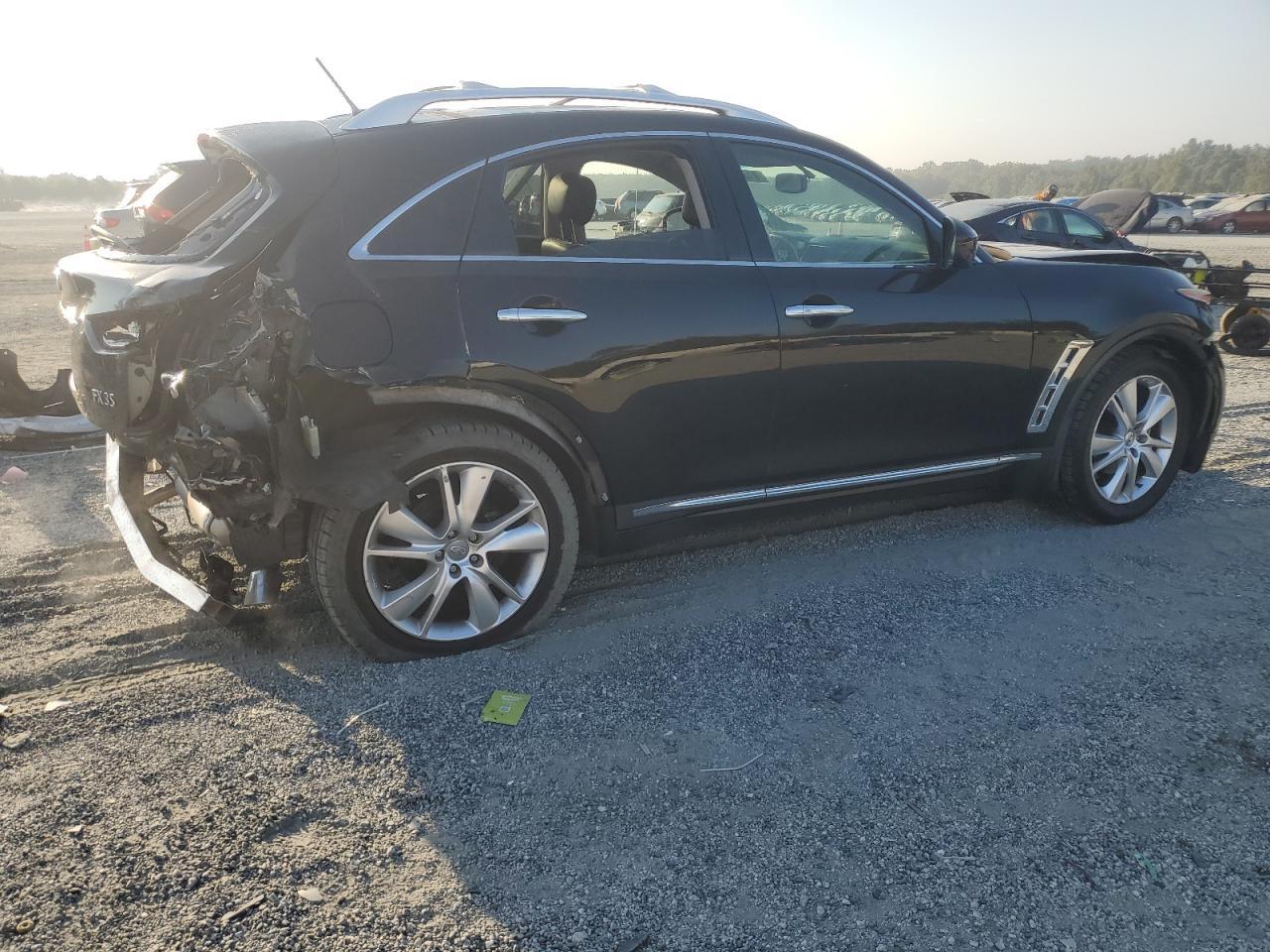 2012 INFINITI FX35