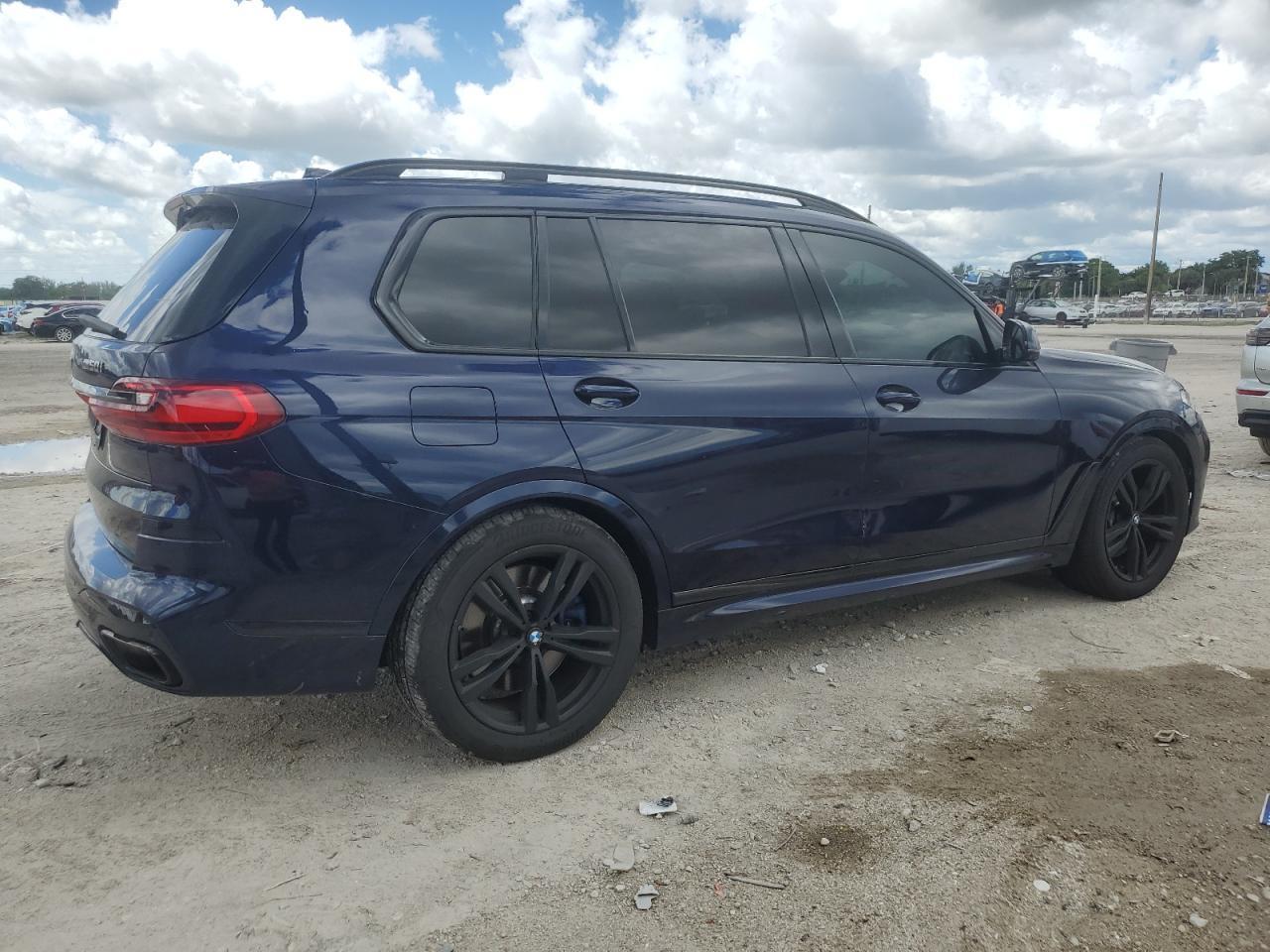 2020 BMW X7