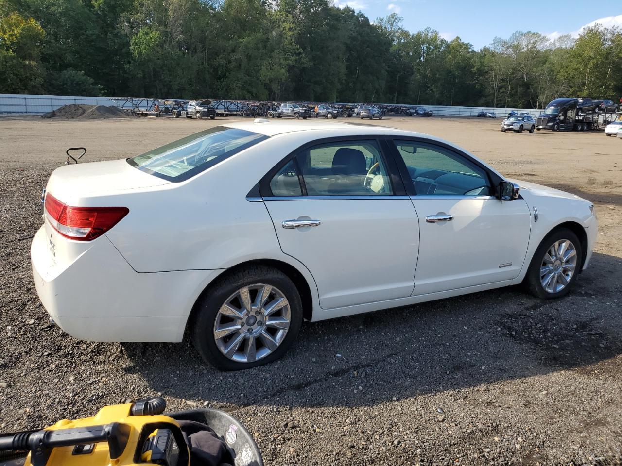 2012 LINCOLN MKZ