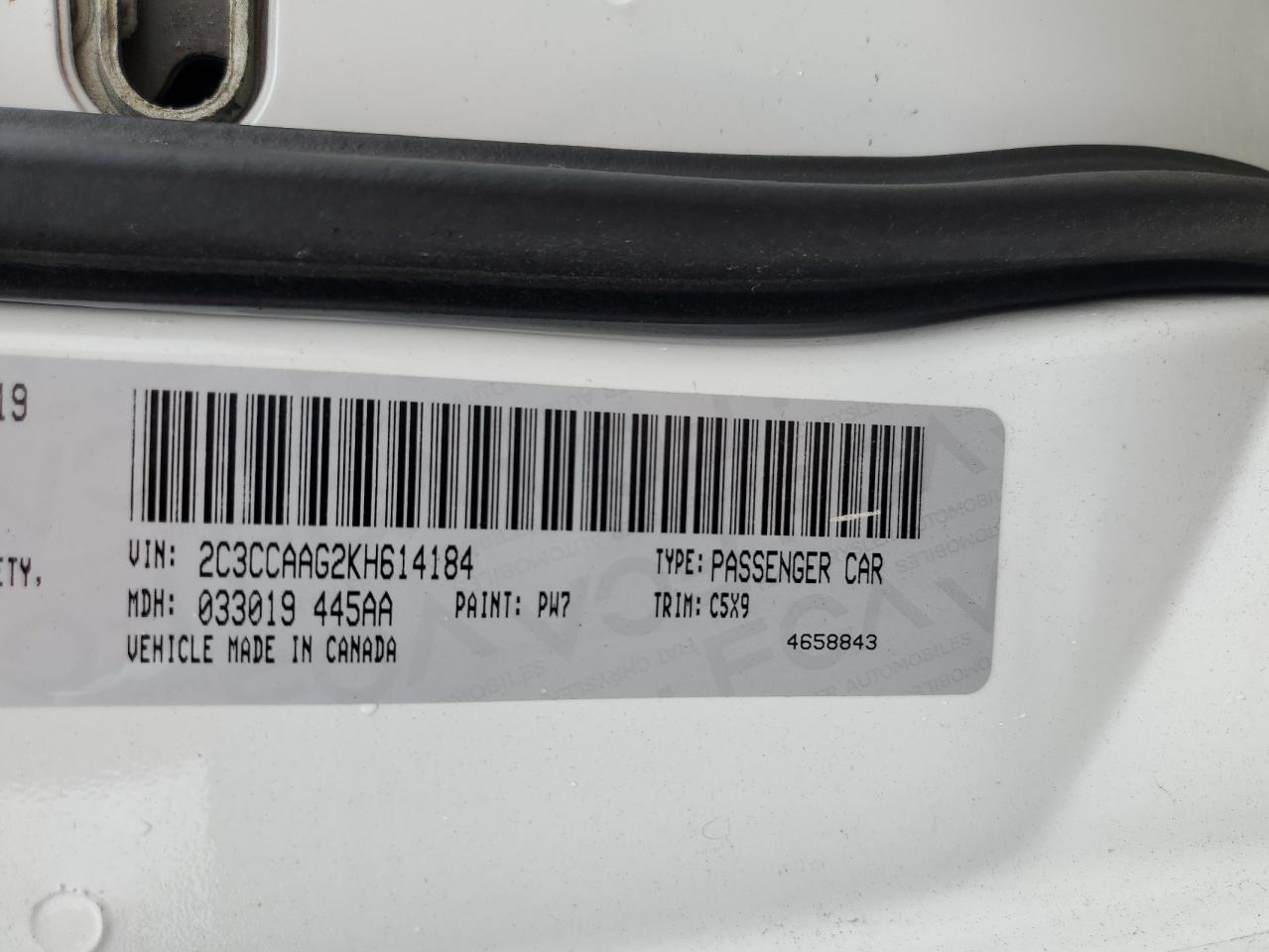 2019 CHRYSLER 300
