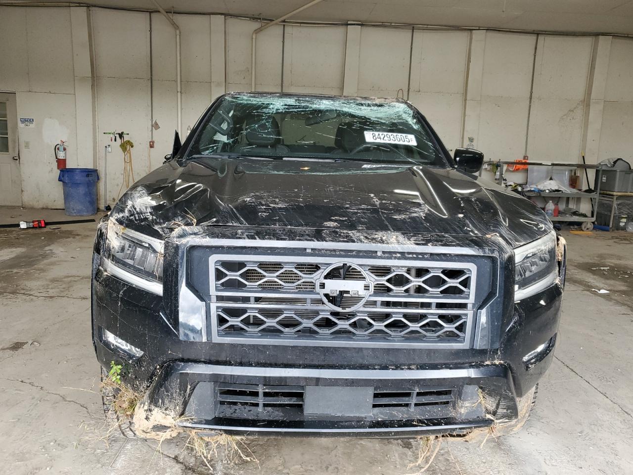 2023 NISSAN Frontier
