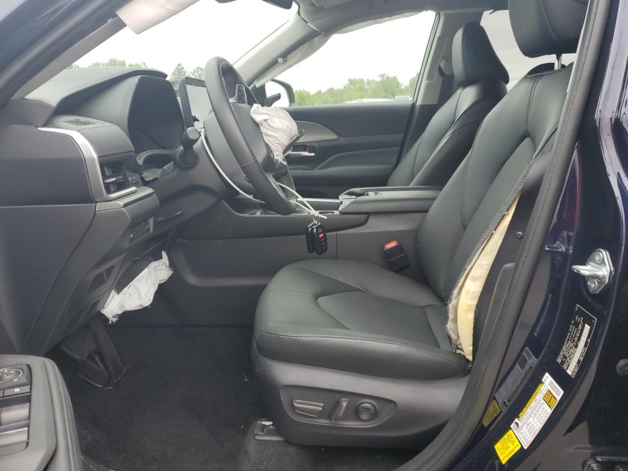 2024 TOYOTA HIGHLANDER