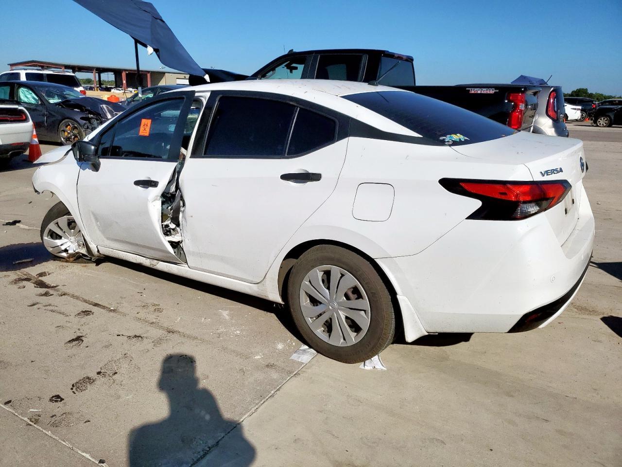2020 NISSAN VERSA