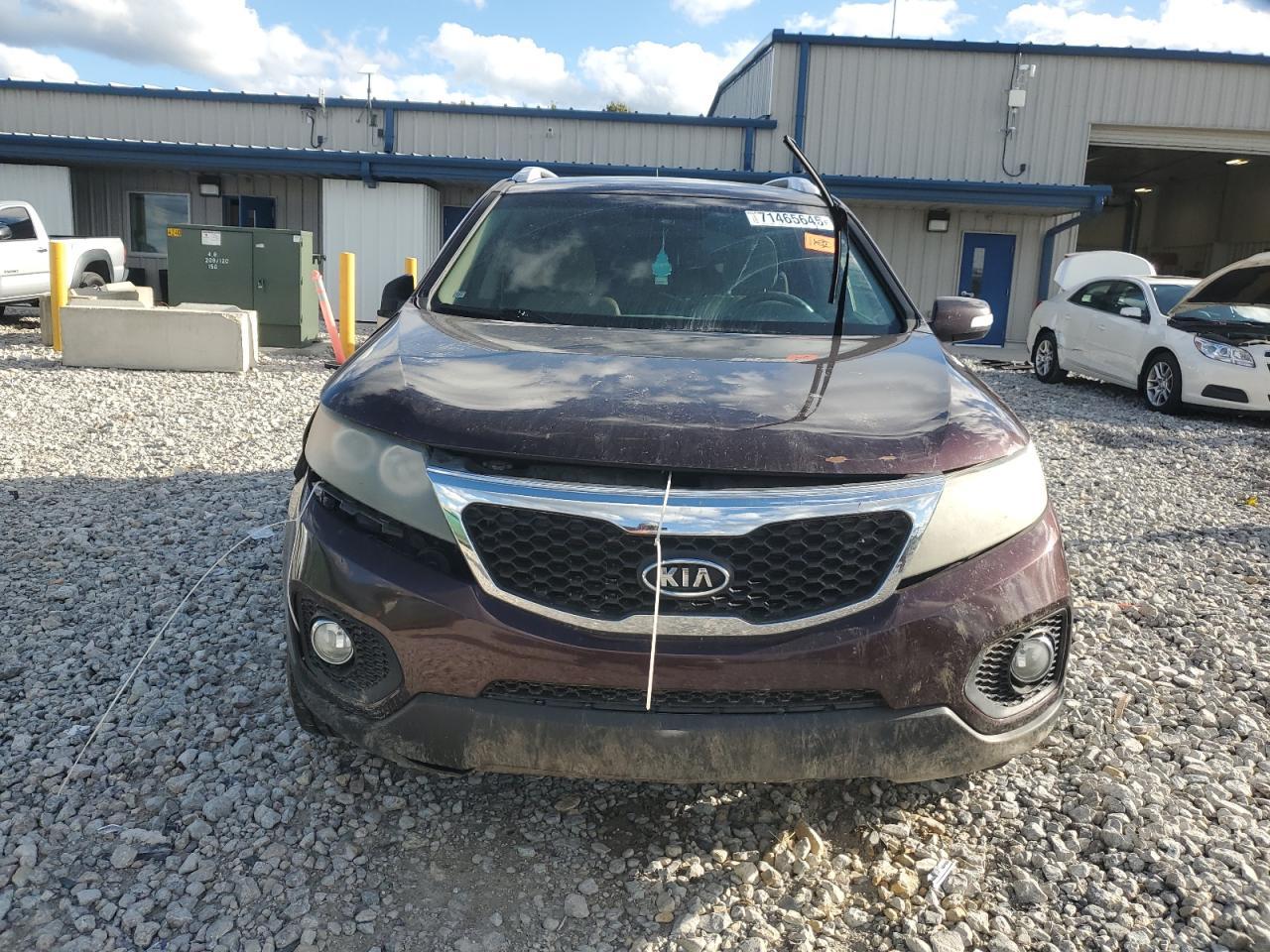 2011 KIA SORENTO