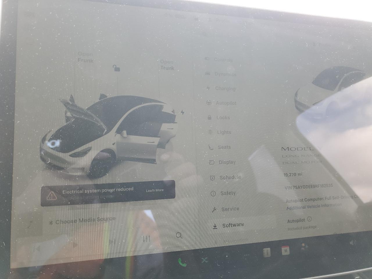 2024 TESLA MODEL Y