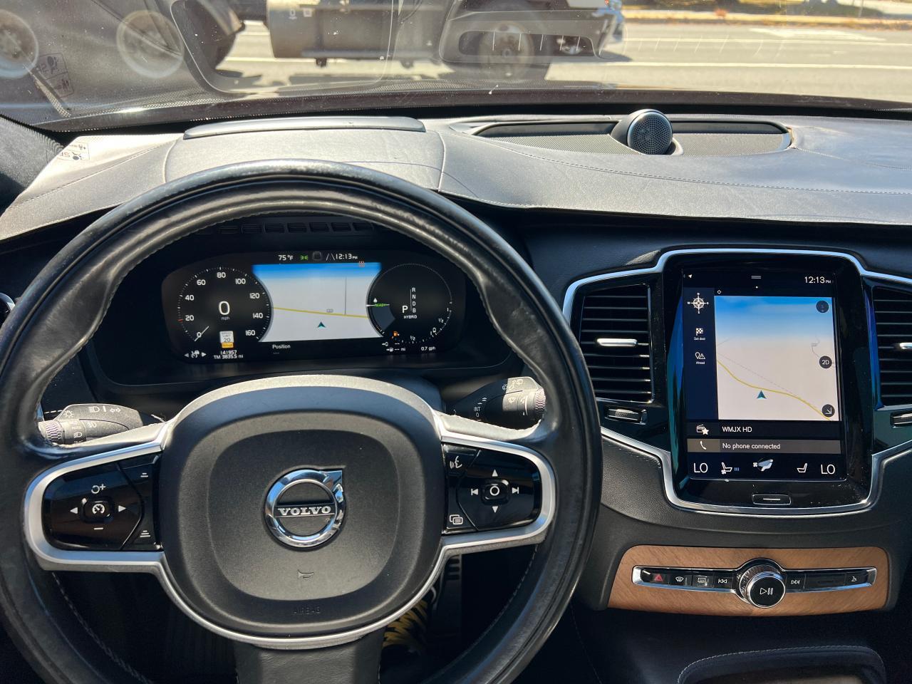 2017 VOLVO XC90