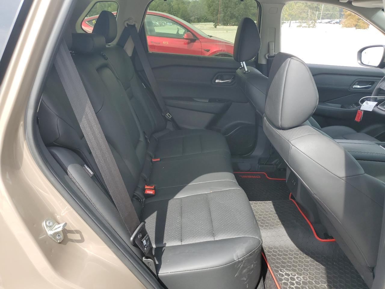 2025 NISSAN ROGUE