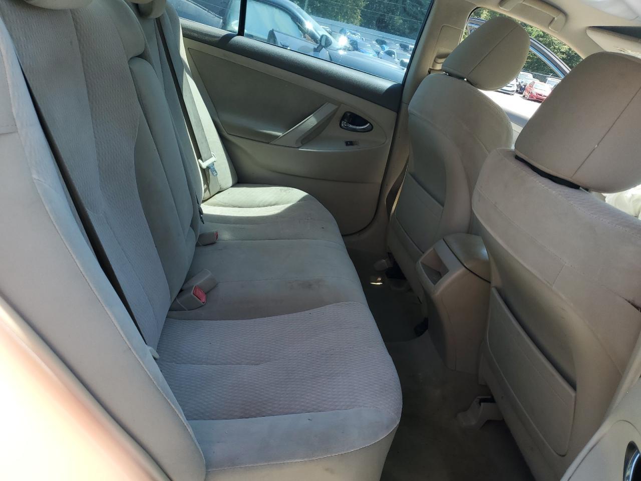 2011 TOYOTA CAMRY