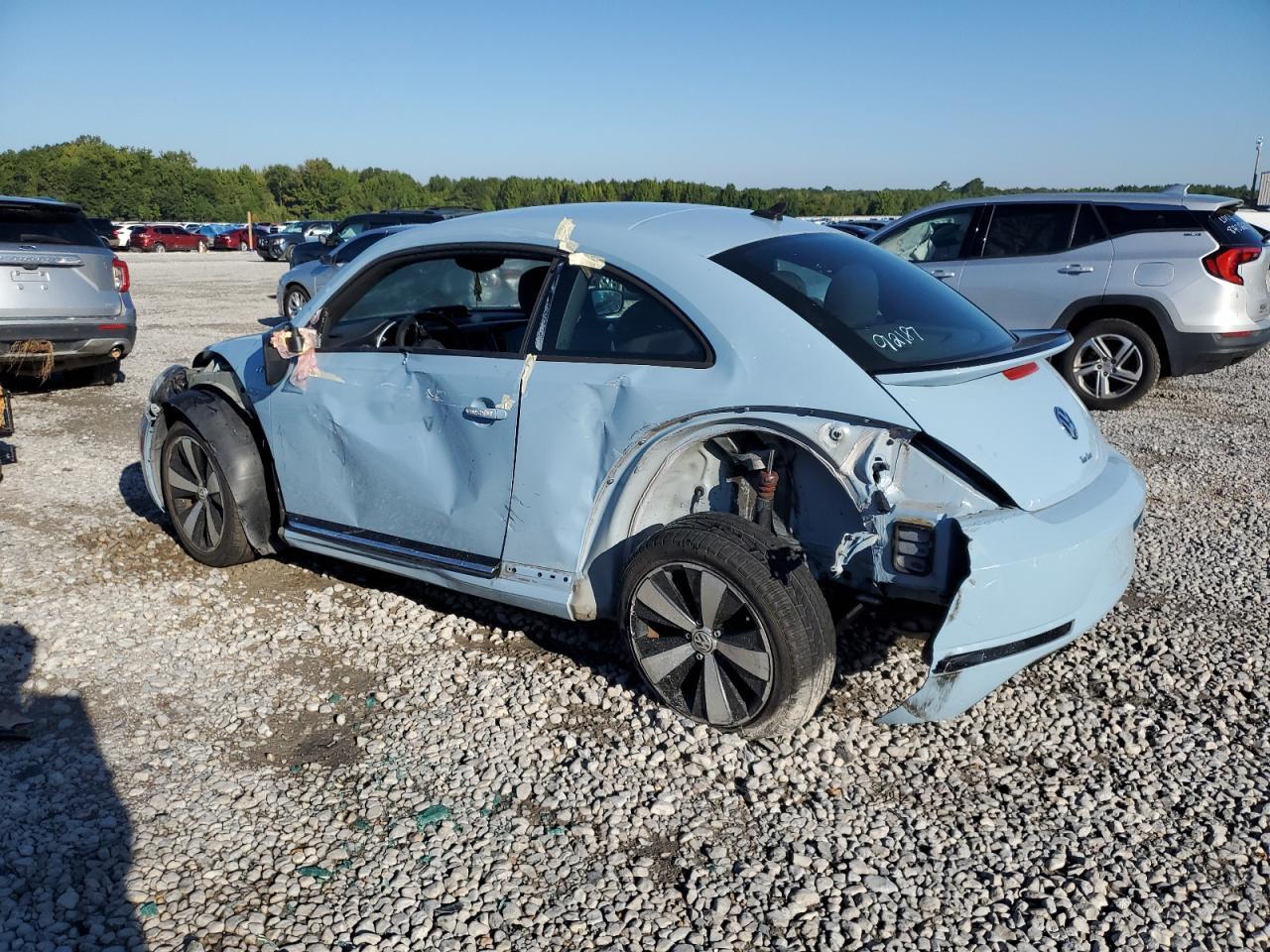 2016 VOLKSWAGEN Beetle