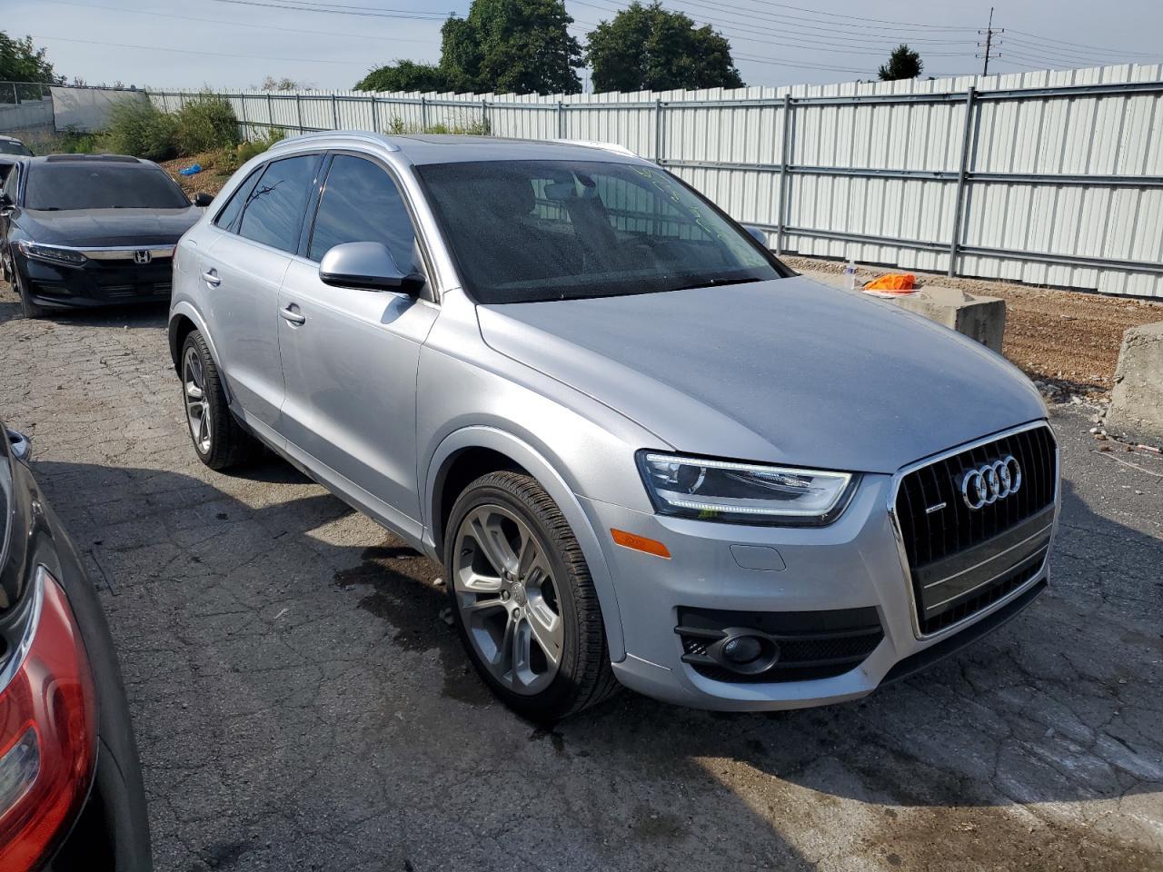 2015 AUDI Q3