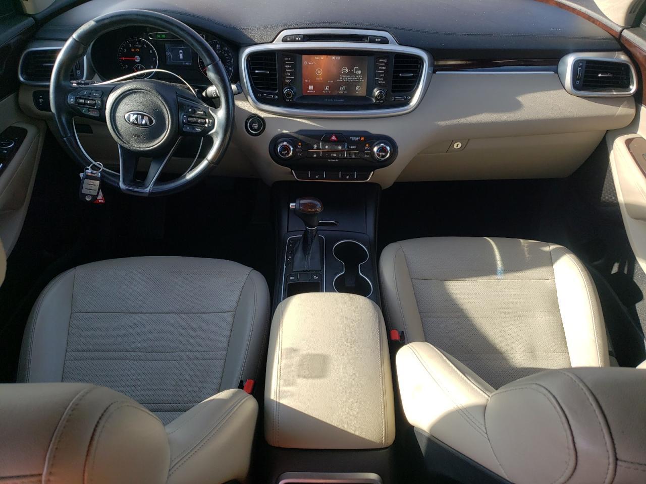 2017 KIA SORENTO