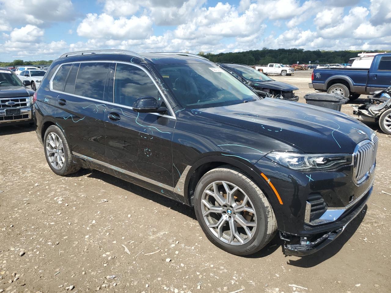 2021 BMW X7