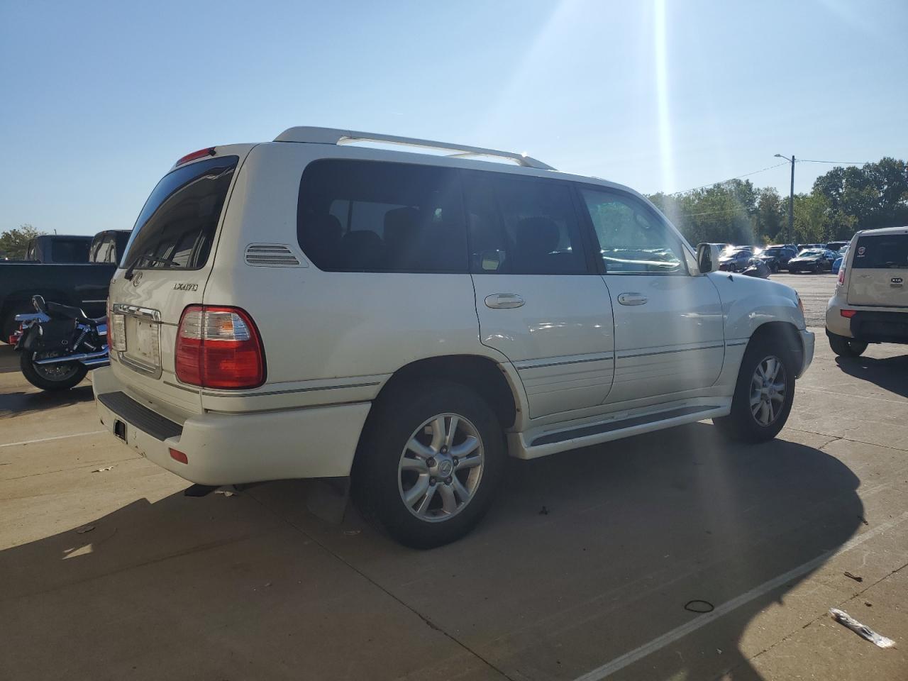 2005 LEXUS Lx