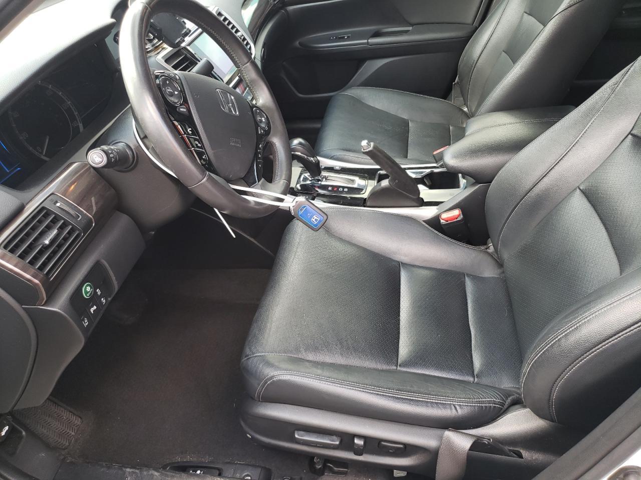 2017 HONDA ACCORD