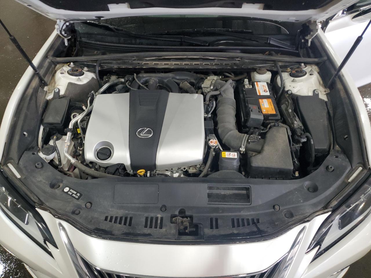 2019 LEXUS Es