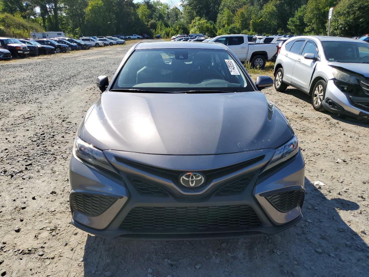 2024 TOYOTA CAMRY
