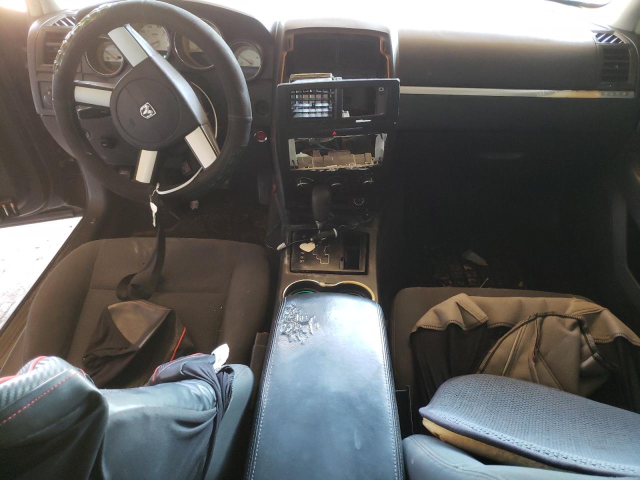 2010 DODGE CHARGER