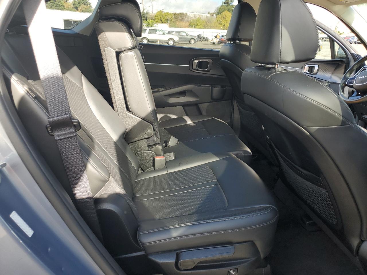 2024 KIA SORENTO