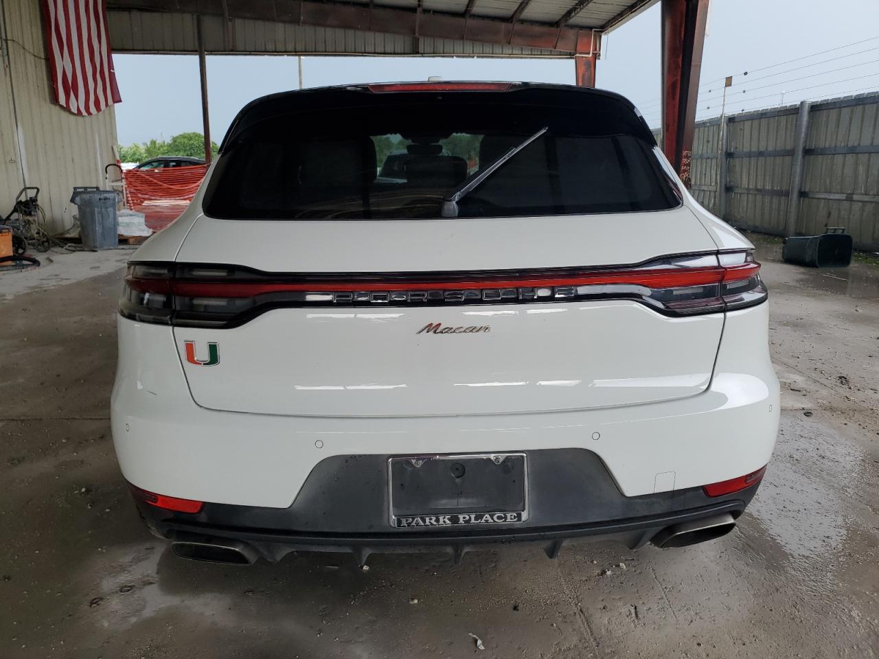 2020 PORSCHE Macan