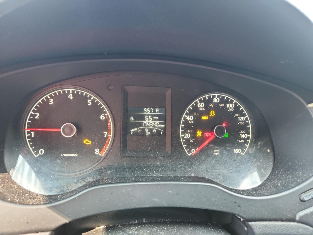 2013 VOLKSWAGEN JETTA