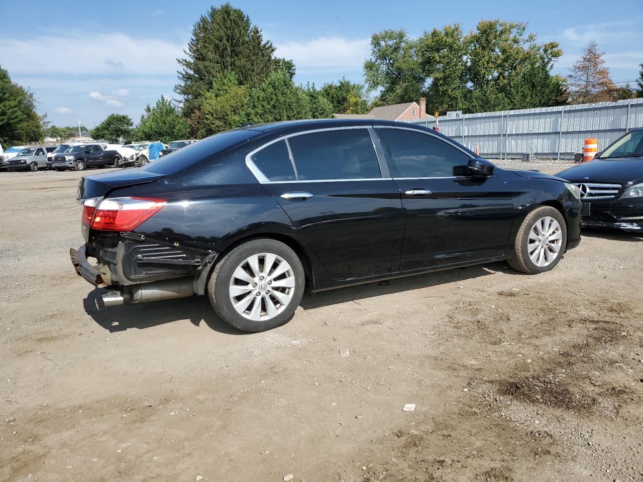 2015 HONDA ACCORD