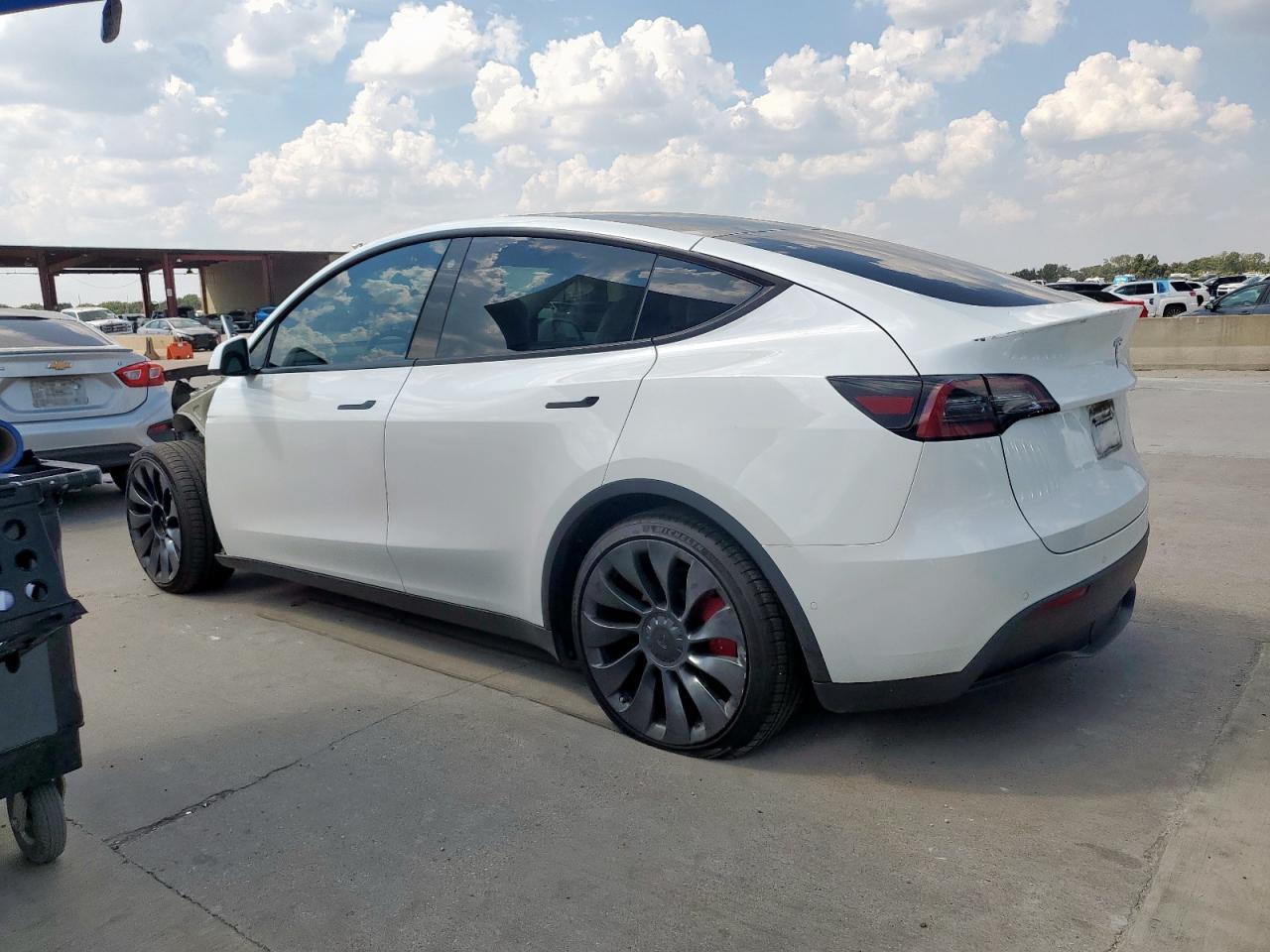 2022 TESLA MODEL Y