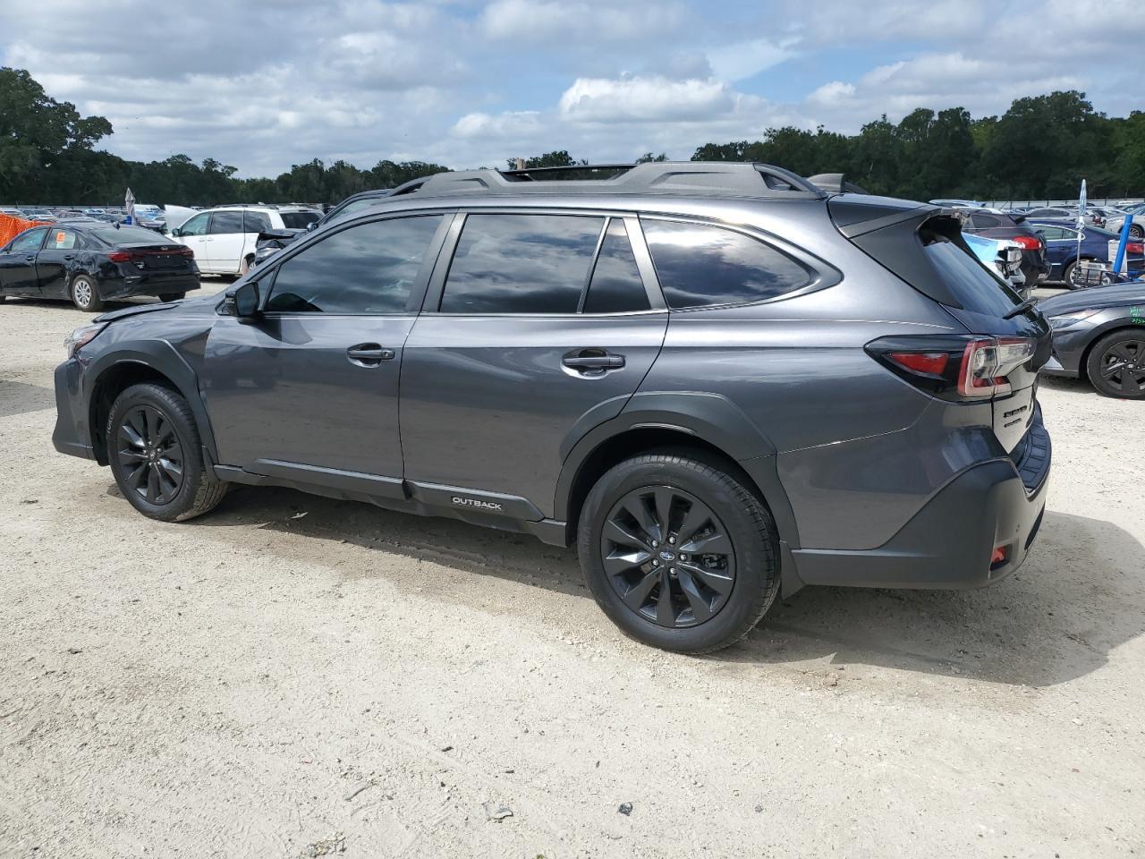 2023 SUBARU Outback