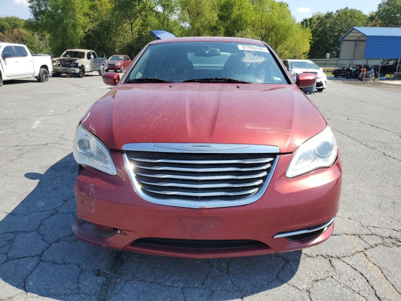 2012 CHRYSLER 200
