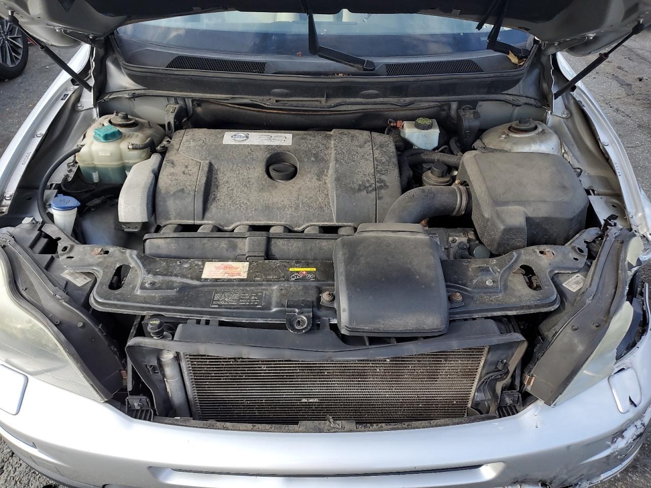 2010 VOLVO XC90