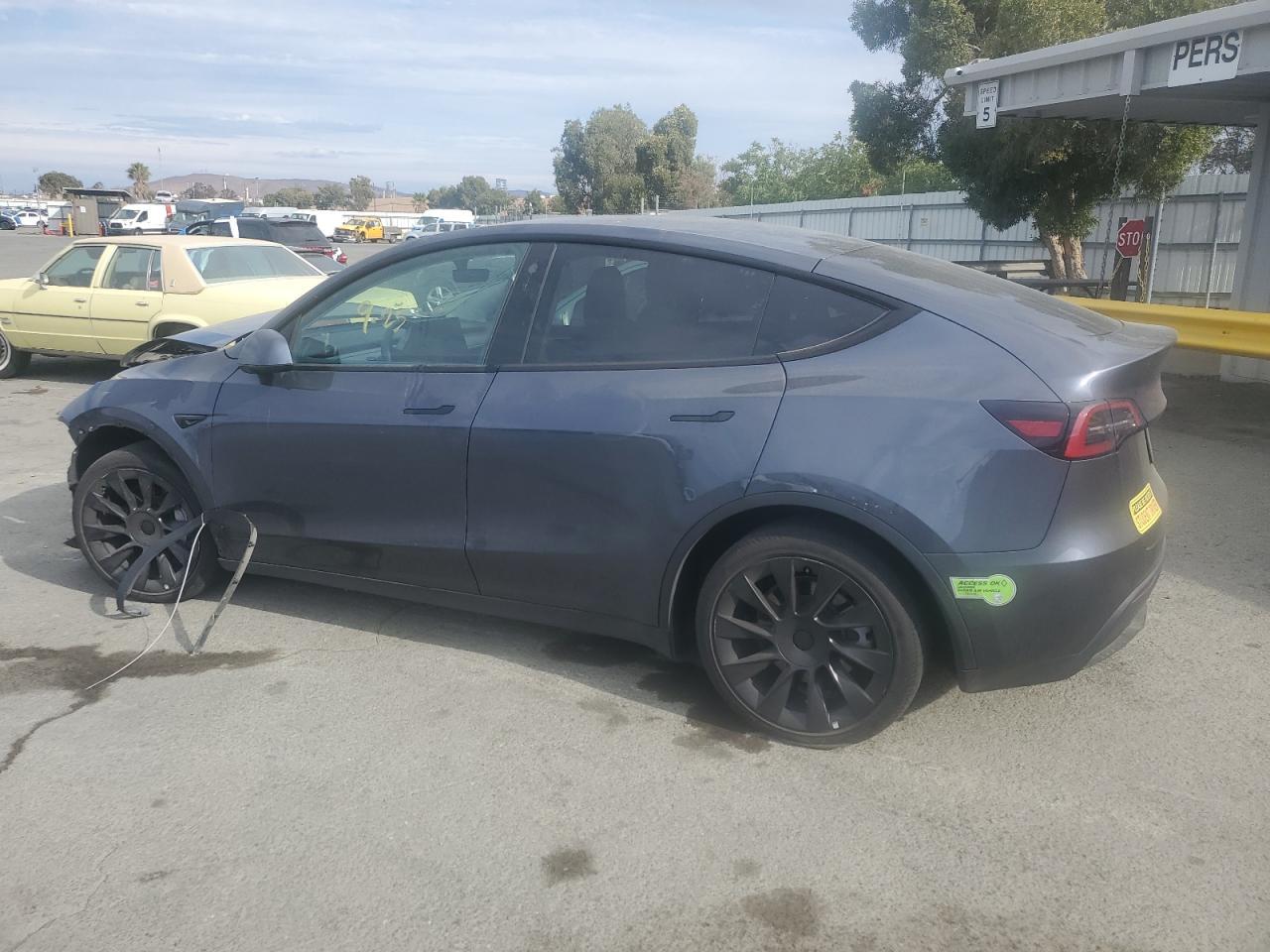 2022 TESLA MODEL Y