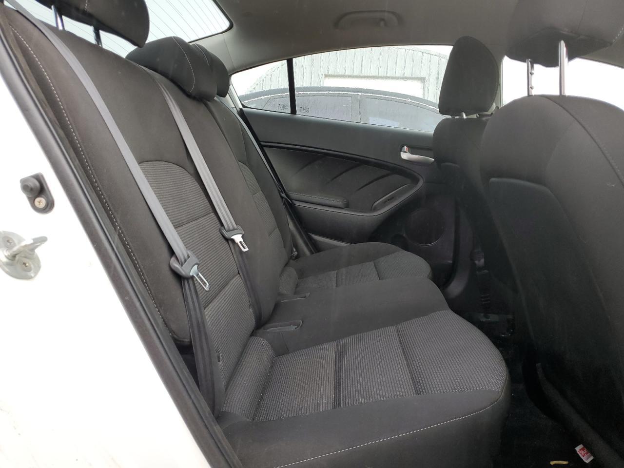 2017 KIA FORTE