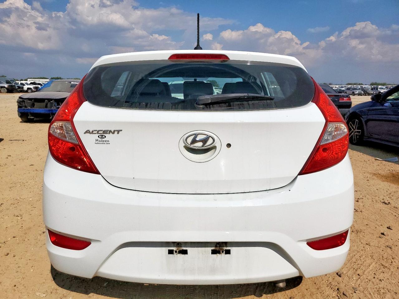 2015 HYUNDAI ACCENT