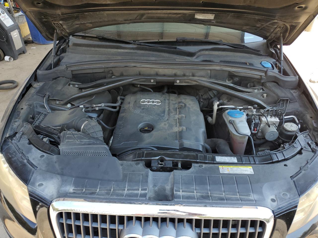 2011 AUDI Q5