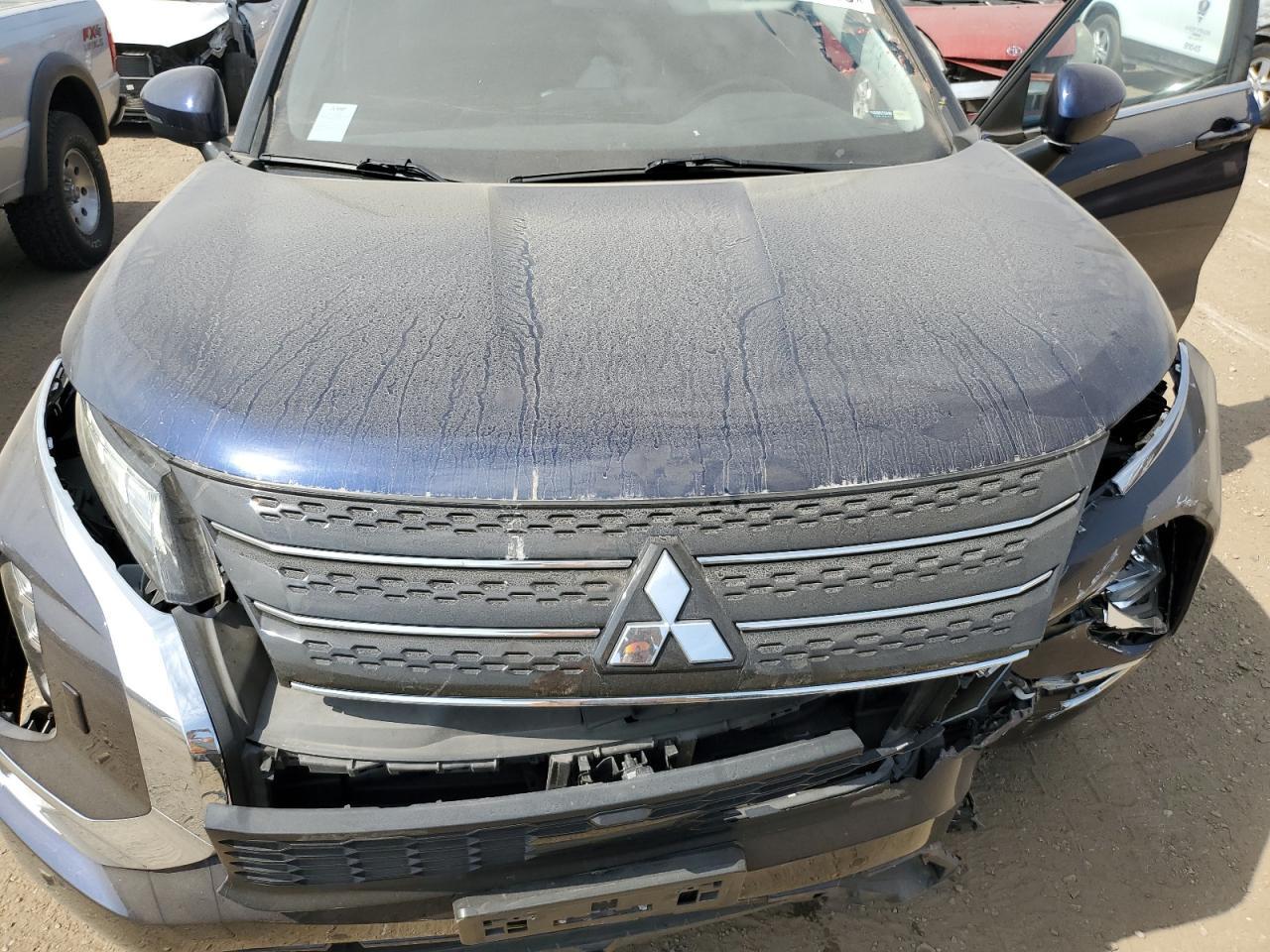 2022 MITSUBISHI outlander