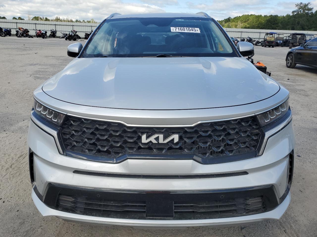 2023 KIA SORENTO