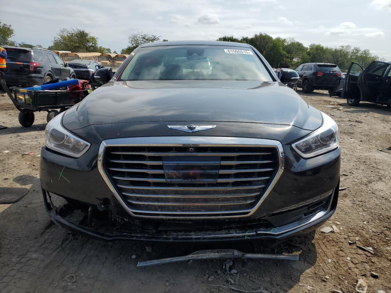 2018 GENESIS G90