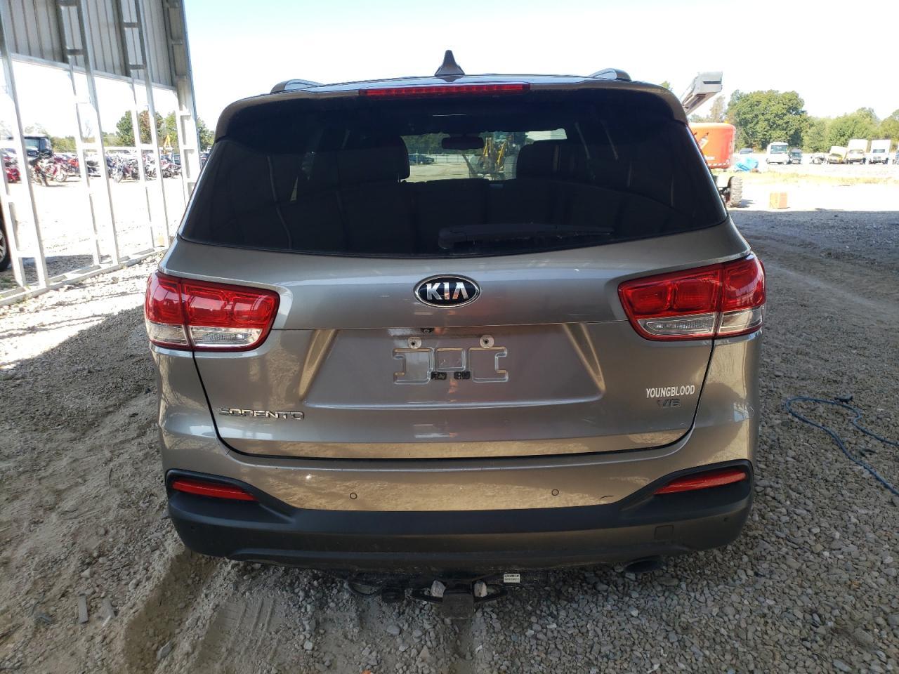 2017 KIA SORENTO