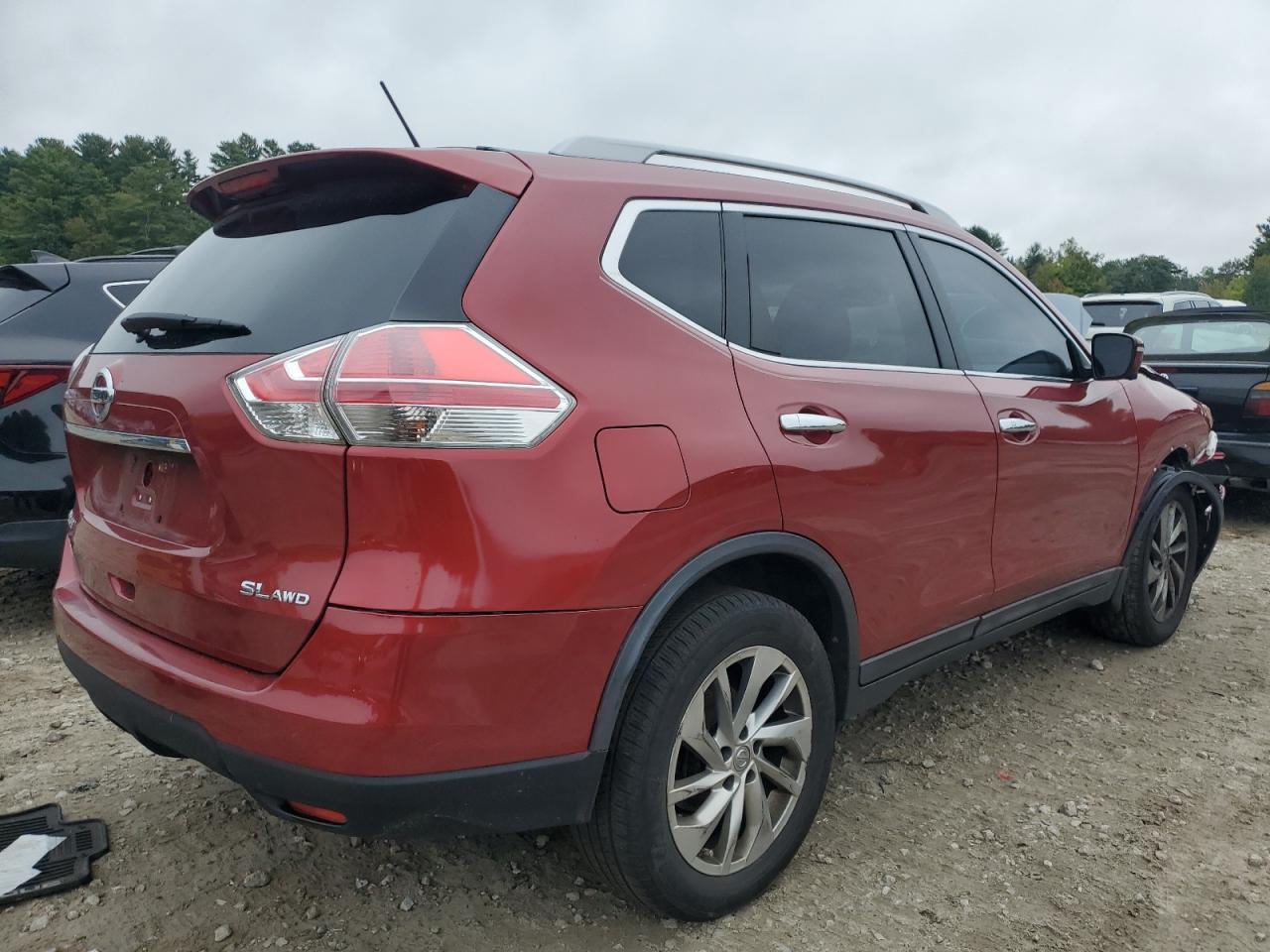 2014 NISSAN ROGUE