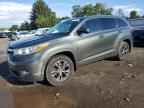 2016 TOYOTA HIGHLANDER