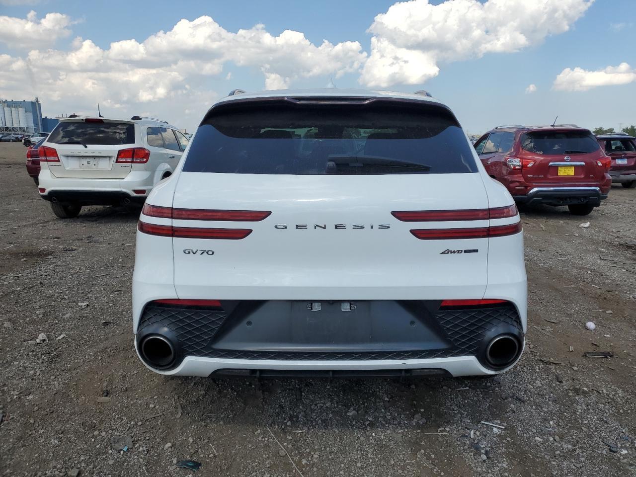 2022 GENESIS GV70
