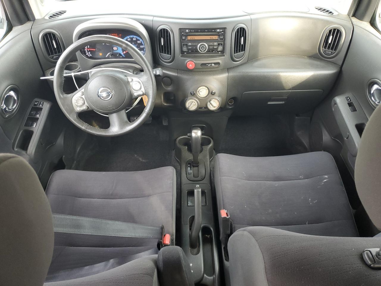 2011 NISSAN CUBE