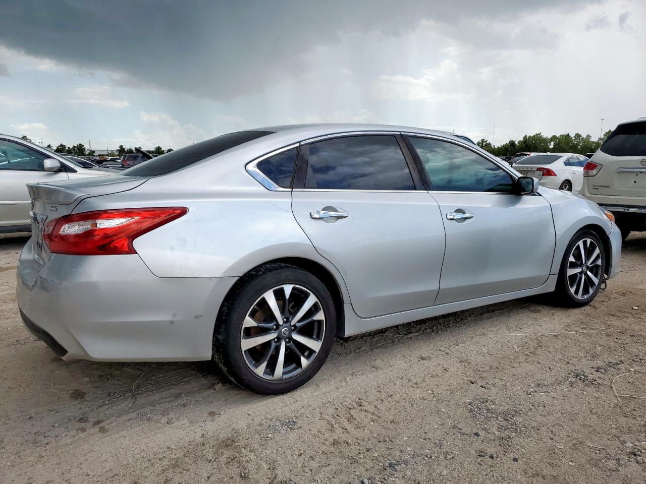 2016 NISSAN ALTIMA