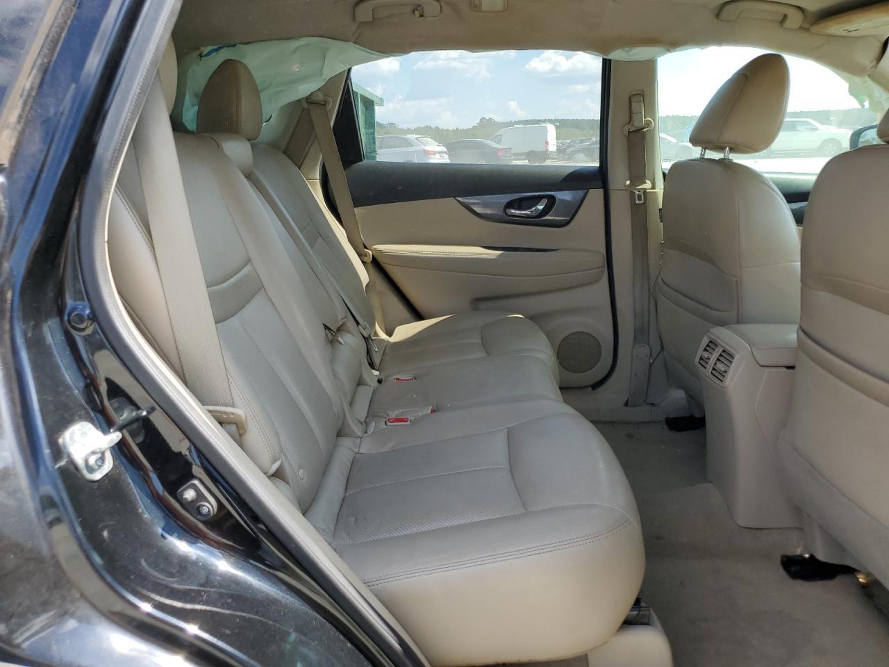 2015 NISSAN ROGUE