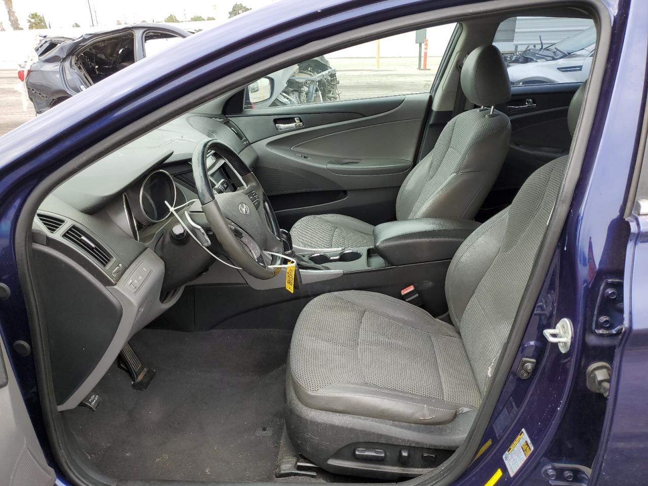 2012 HYUNDAI SONATA