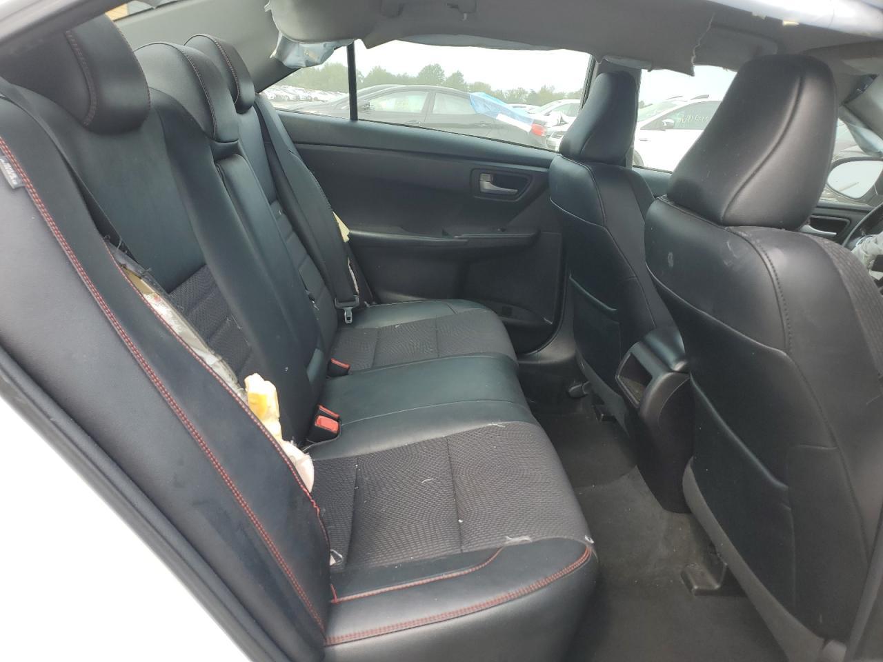 2017 TOYOTA CAMRY