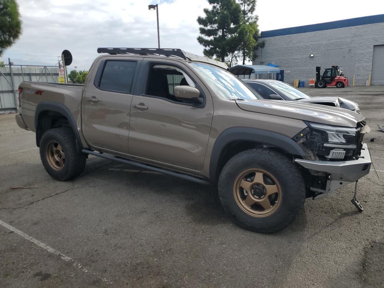 2023 NISSAN Frontier