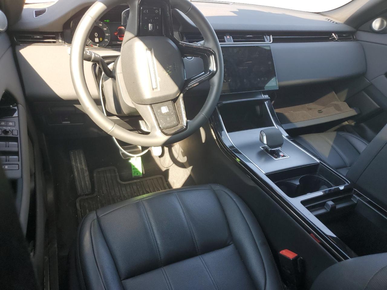 2024 LAND ROVER RANGE ROVER EVOQUE