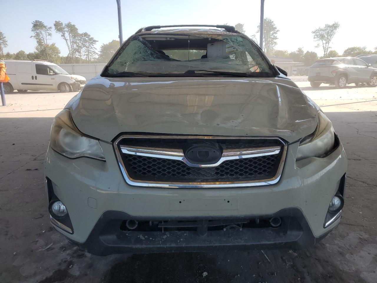 2016 SUBARU Crosstrek